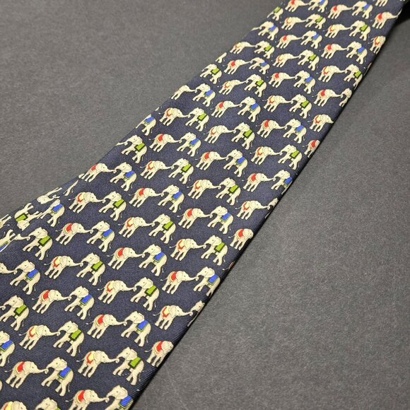 Vintage Brooks Brothers Pure Silk Navy Elephant Print Tie Made In USA 58" X 3.5" - Picture 5 of 6